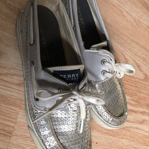 Women’s sperrys